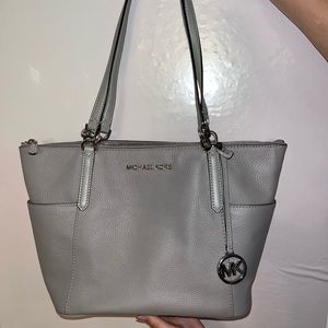 LIKE NEW MICHAEL KOHRS GRAY BAG